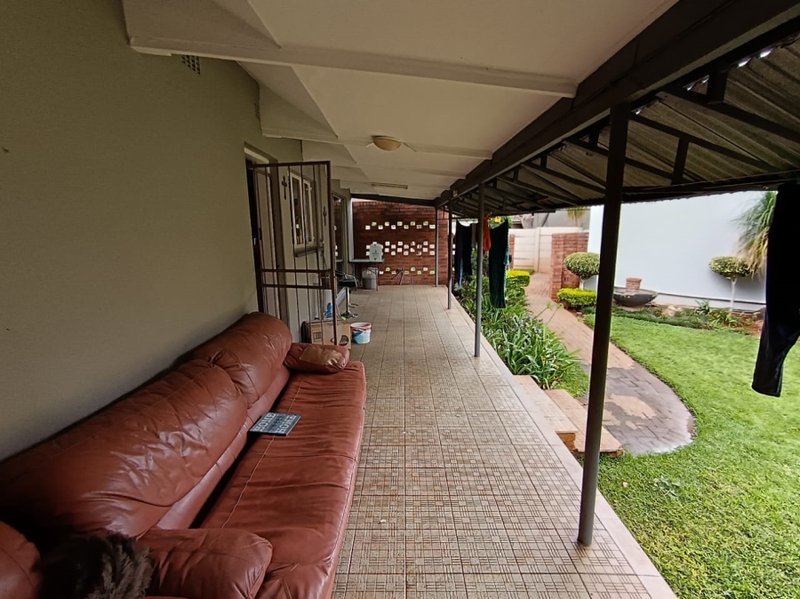 3 Bedroom Property for Sale in Protea Park North West